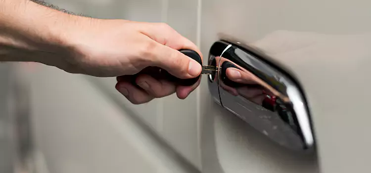 Why Choose Our Auto Locksmith Team in Carbondale, IL?